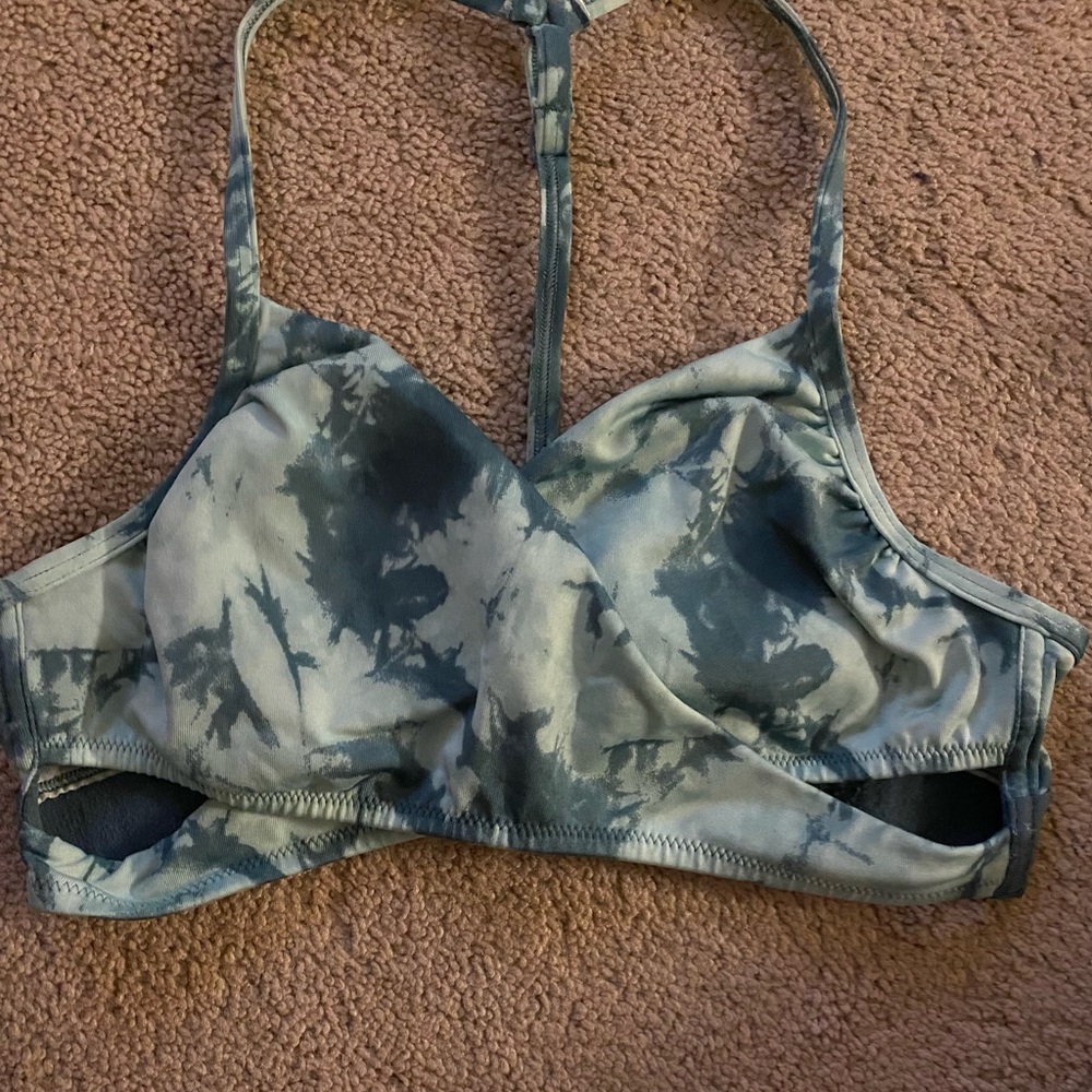 VS PINK sports bra MEDIUM - Picture 2 of 4